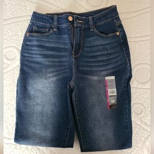 High wasted skinny jeans